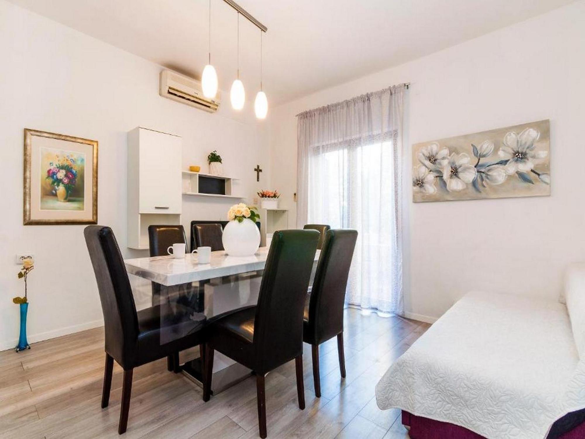 Angelo's Apartment *